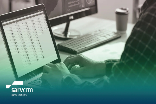 نرم افزار CRM سرو را می توان جایگزین نرم افزار CRM سپیدار سیستم دانست