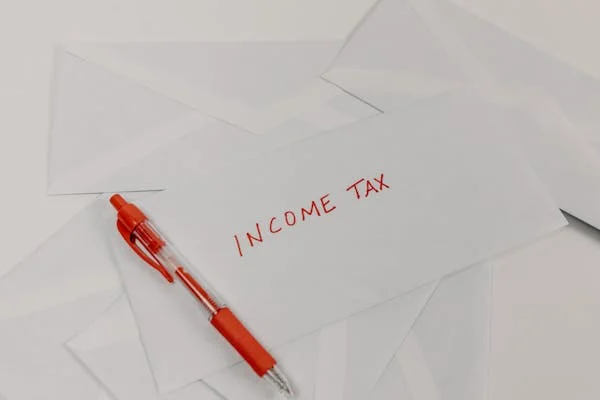 شباهت مالیات بر درآمد اشخاص حقیقی و حقوقی